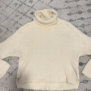 Abercrombie & Fitch Cream/Ivory turtleneck sweater